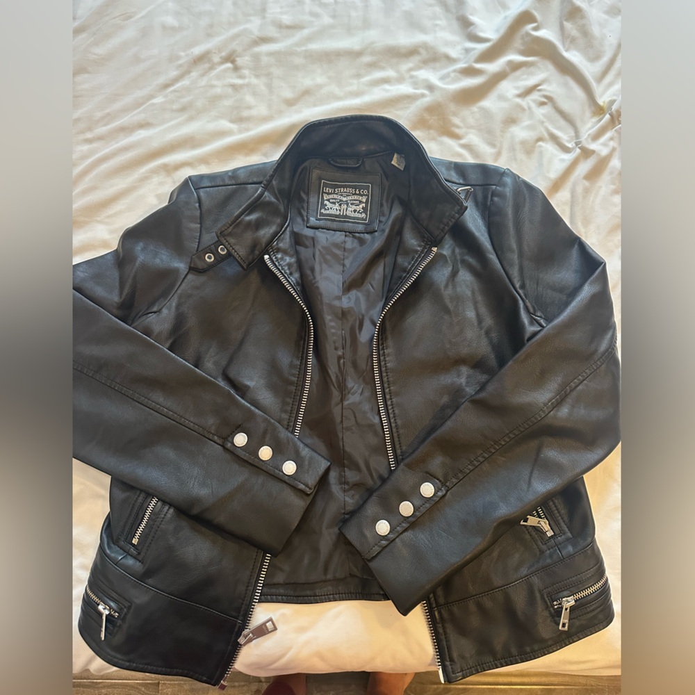 NWOT Levi's Black Leather Jacket